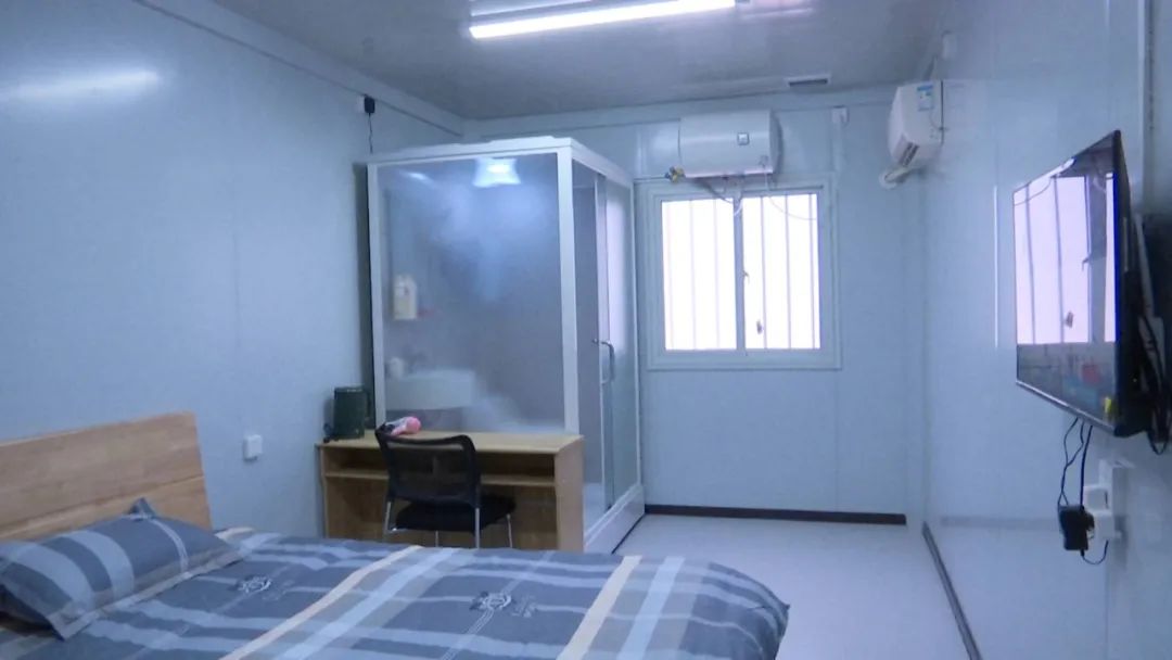 我县健康驿站(方舱隔离点)正式交付使用