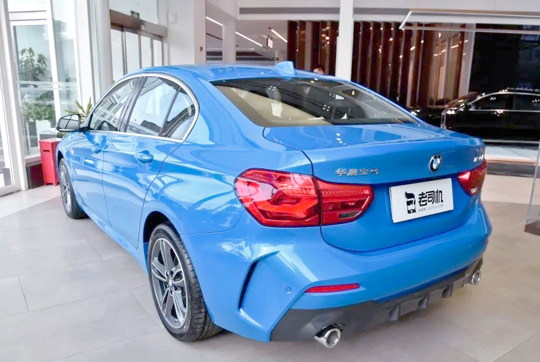 宝马1系实拍:低油耗与炫酷外观的完美结合