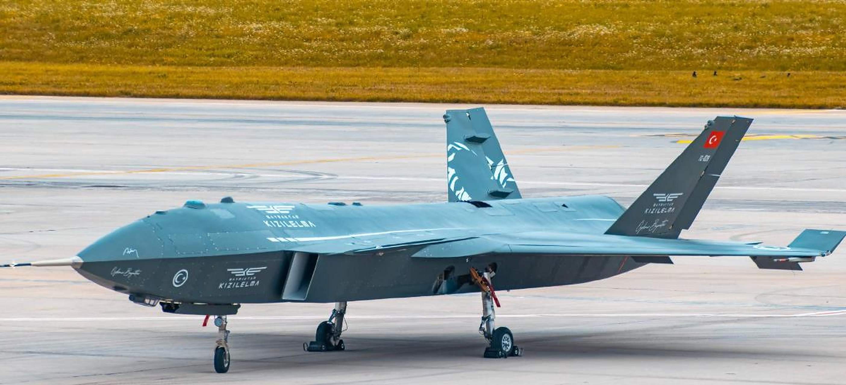 这是土耳其的无人机,它有一个响亮的名字:红苹果!