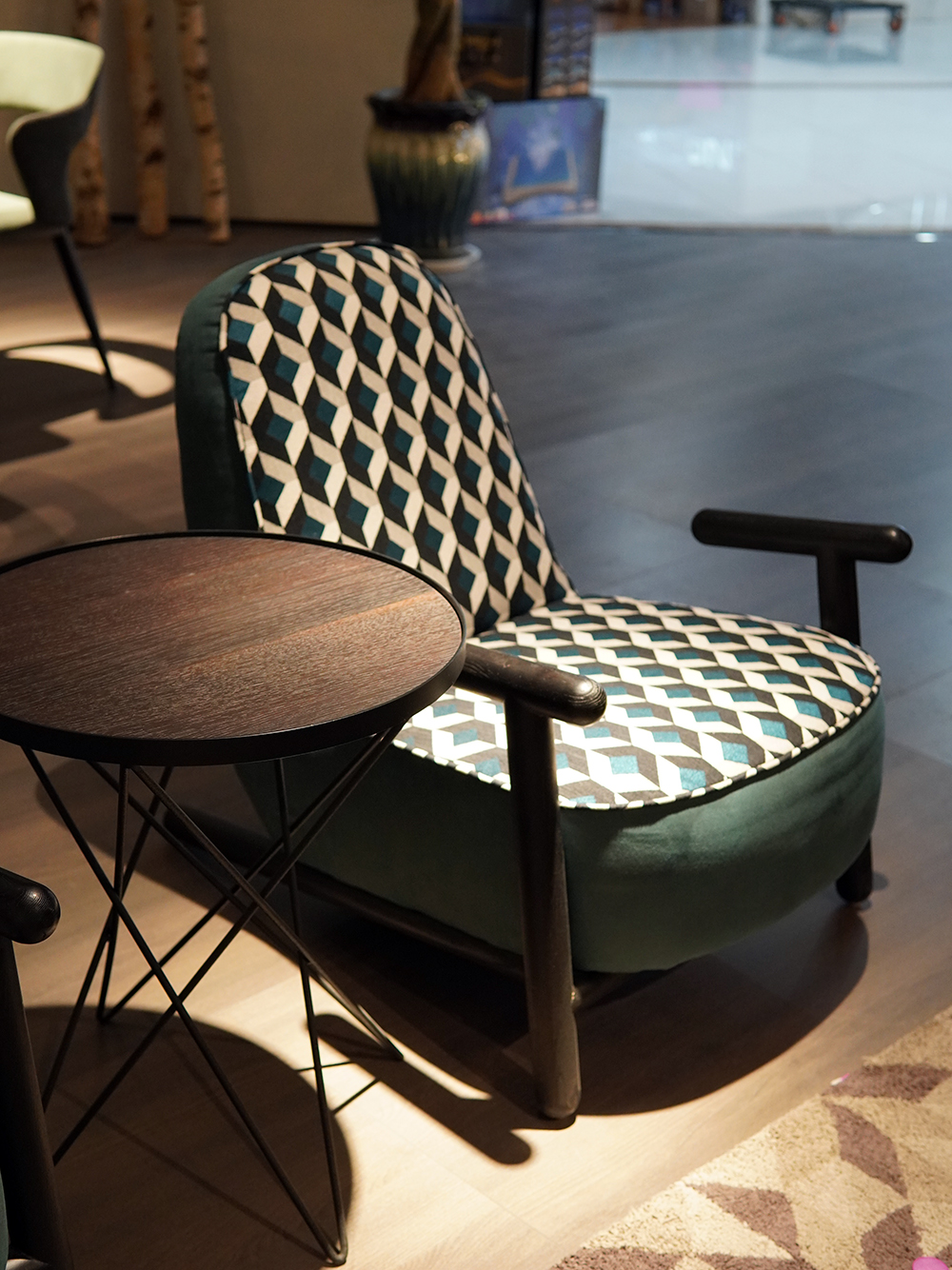 原点家居推荐,你是我的荣耀,明星同款bold休闲椅!