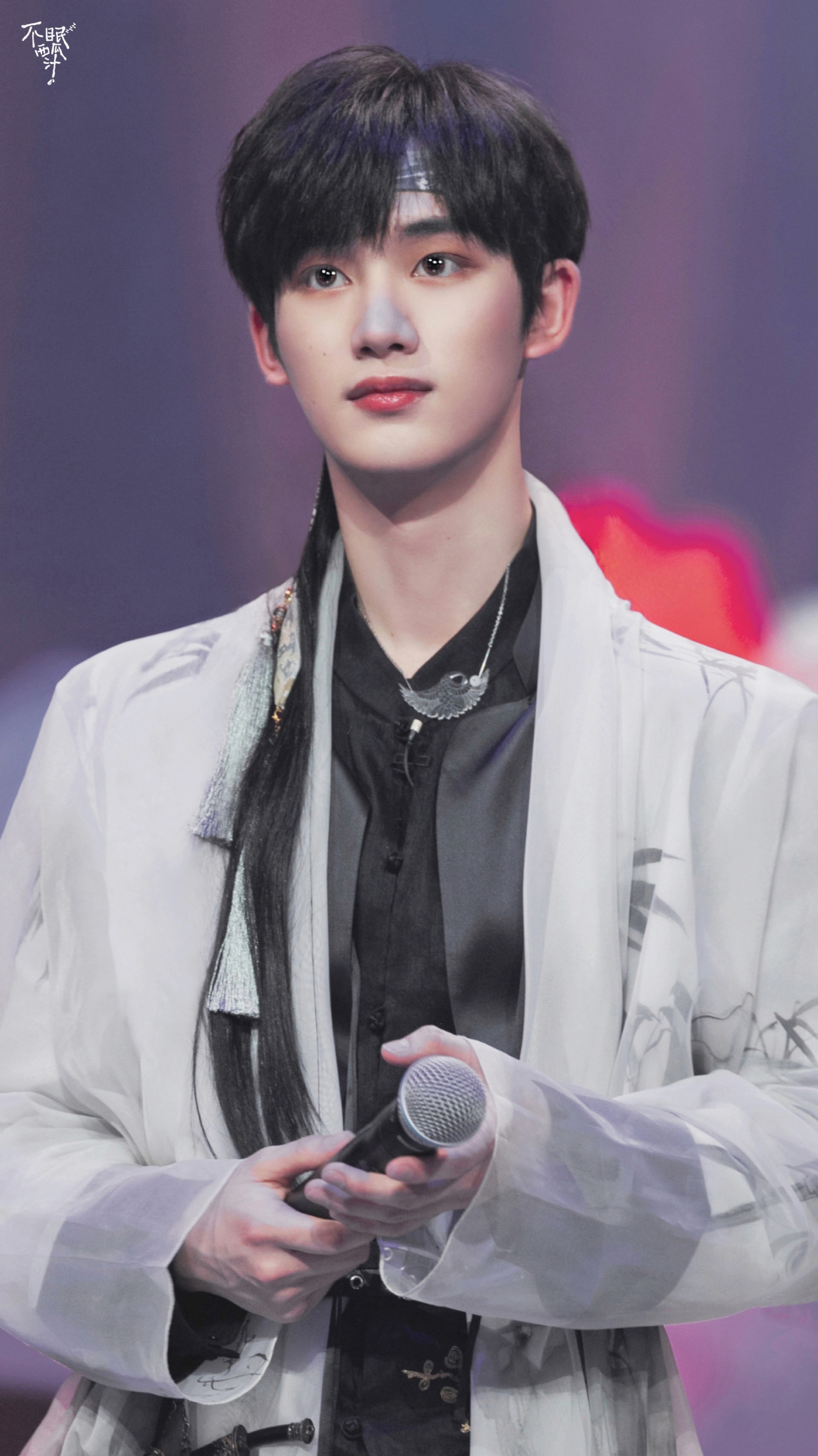 "国风少年"丁程鑫上线!古风造型太惊艳,武侠小说男主有脸了