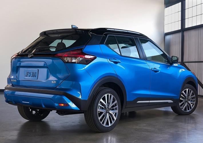 东风日产旗下的kicks小型suv,主要针对年轻职场人士打造.