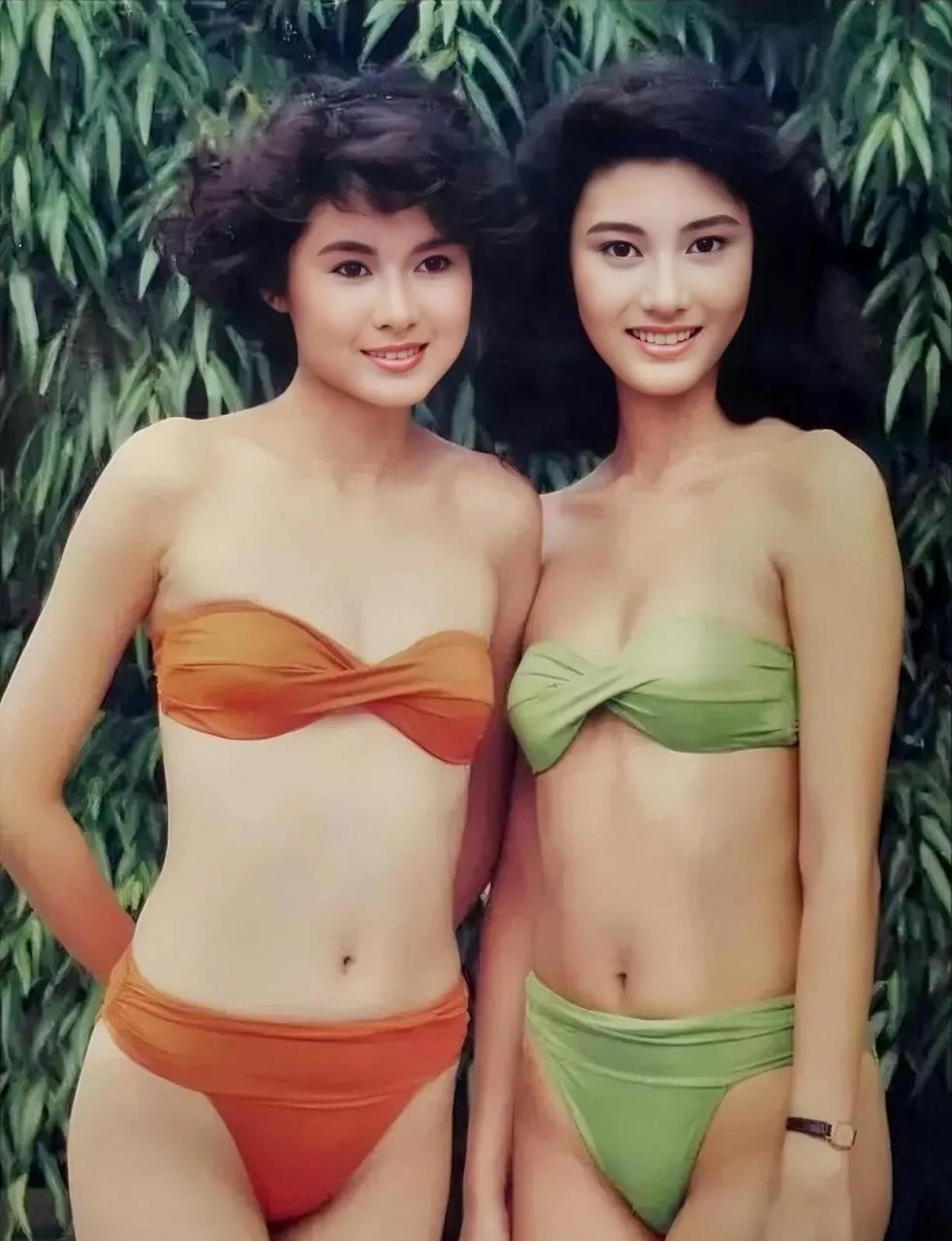 19岁李嘉欣的泳装照,这身材你们觉得怎么样?