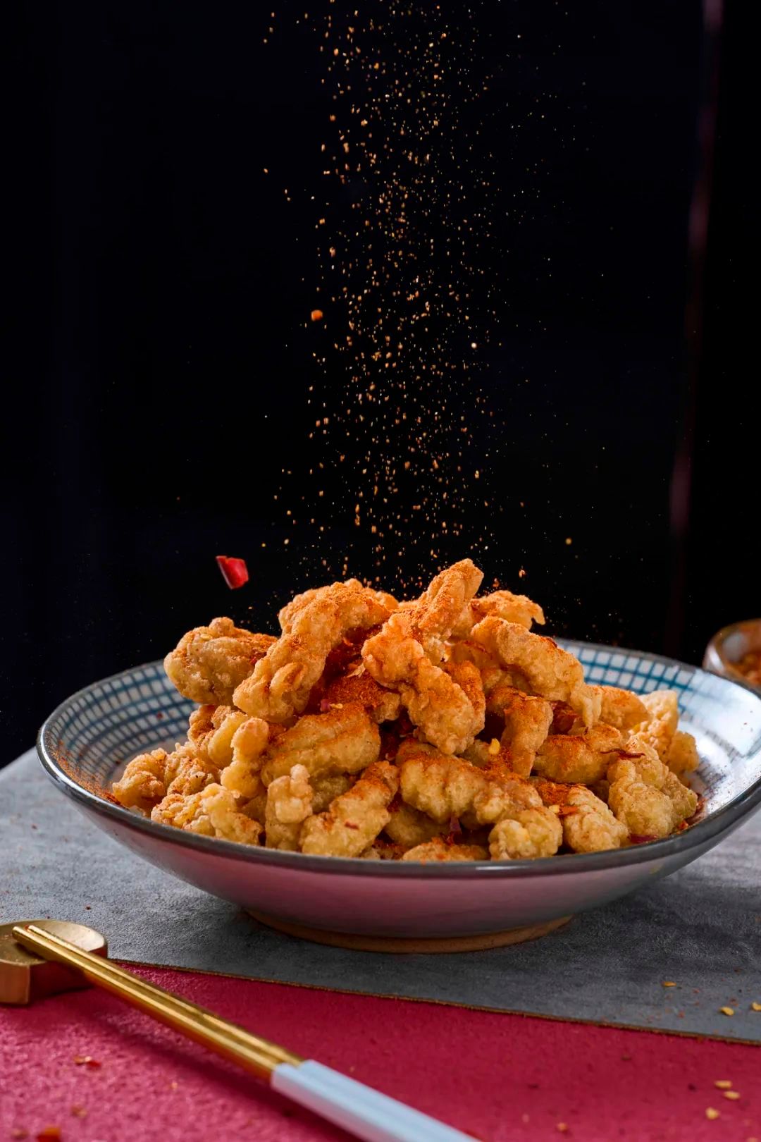 管爷年夜饭-川香小酥肉,绝佳的餐前零嘴,下酒好菜