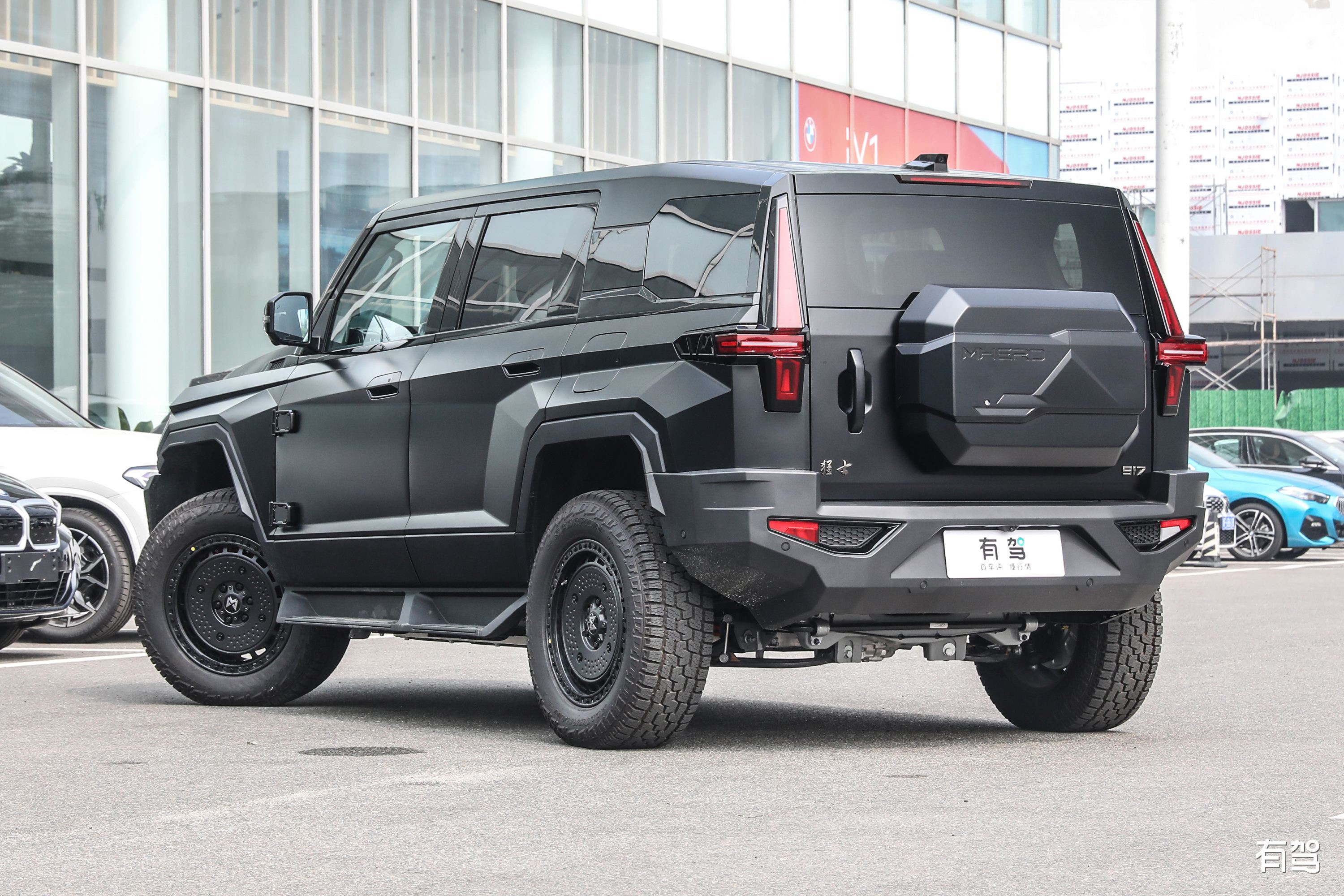 全新东风"猛士"终于来了,配越野三把锁爆1000马力,还看啥悍马