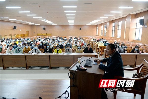 雙峰縣人民醫院開展護理不良事件安全警示教育