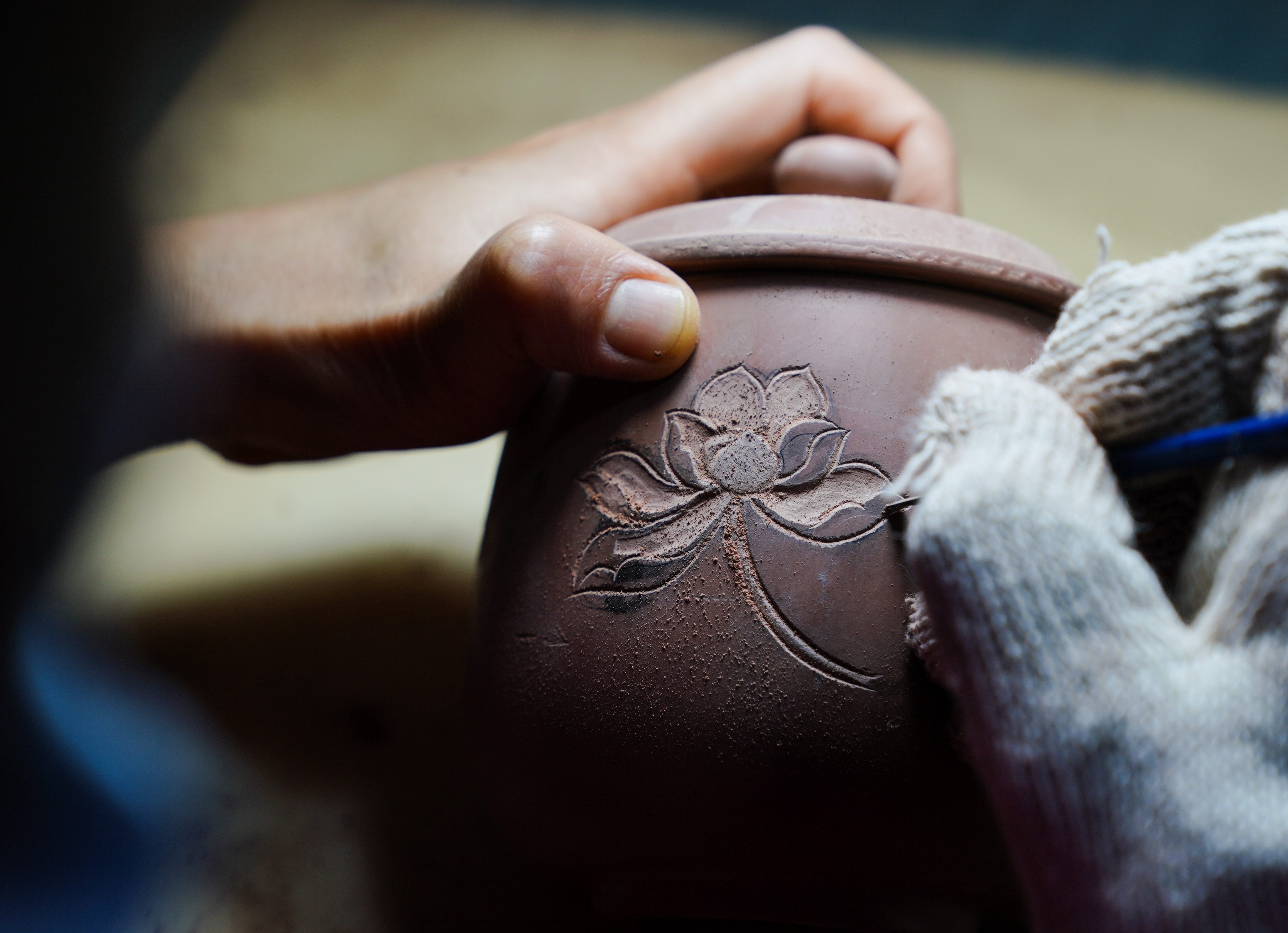 (社会)广西南宁:坭兴陶制作为残疾人敲开就业之门