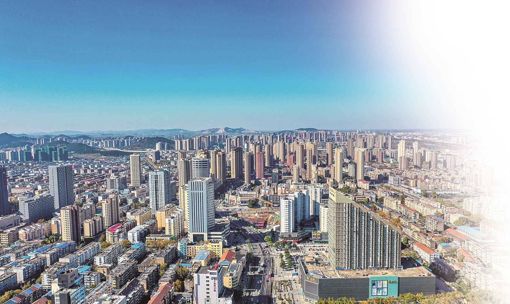 泉山:全面打造城市型经济先导区