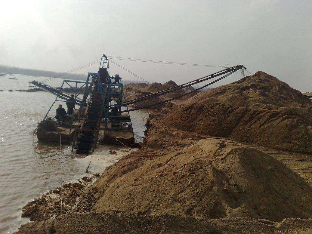 黄河含沙量大,为何沙子还年年涨价?能用沙漠里的沙子盖房子吗?