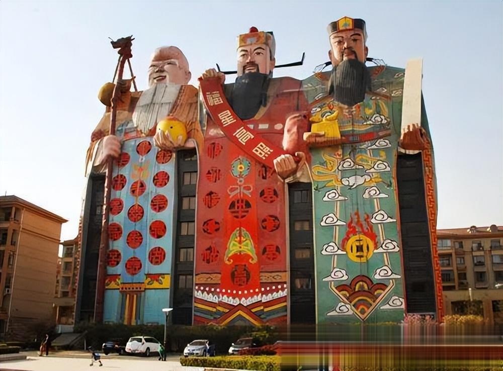 盘点20个世界上外观奇葩的"可怕"建筑,每一个都让人毛骨悚然