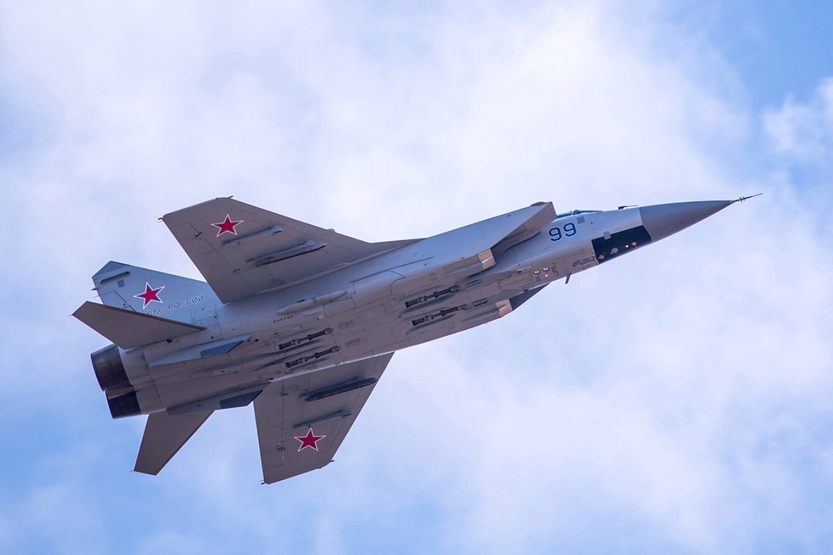 俯瞰平流层的王者 米格-31 mig-31 100图