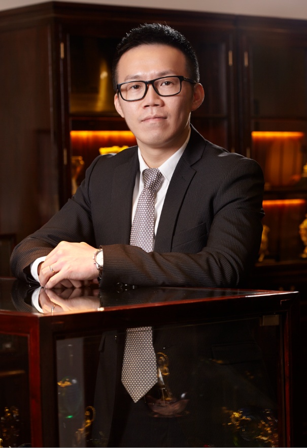 周灿坤,薛焜入选"深圳行业领袖新青年"榜单