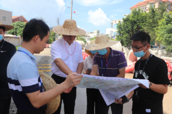 深圳市深汕特别合作区党工委委员,管委会副主任罗力涛同志调研辖区