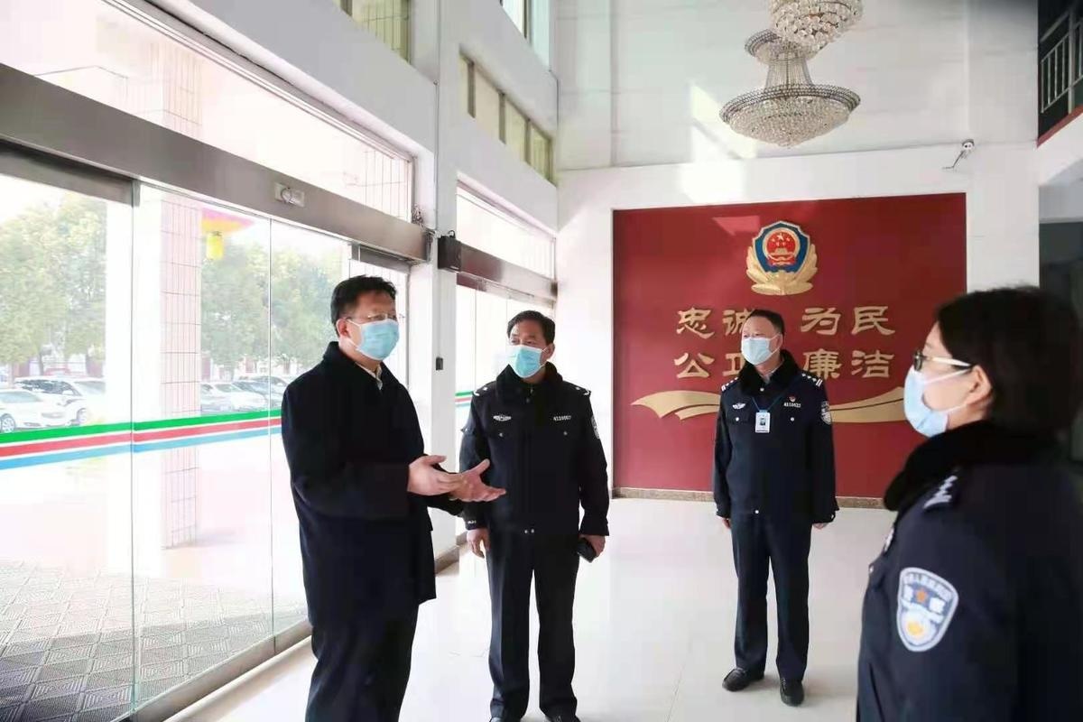 省司法厅厅长申黎明 除夕检查监狱安全慰问执勤干警 强调安全稳定是