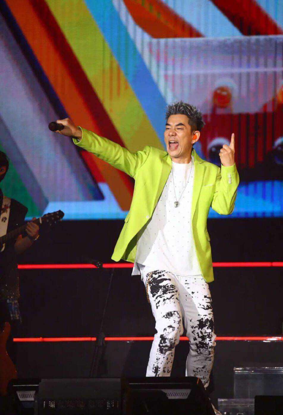 亚洲天王任贤齐演唱会,带我们回到当年永不屈服的倔强与骄傲