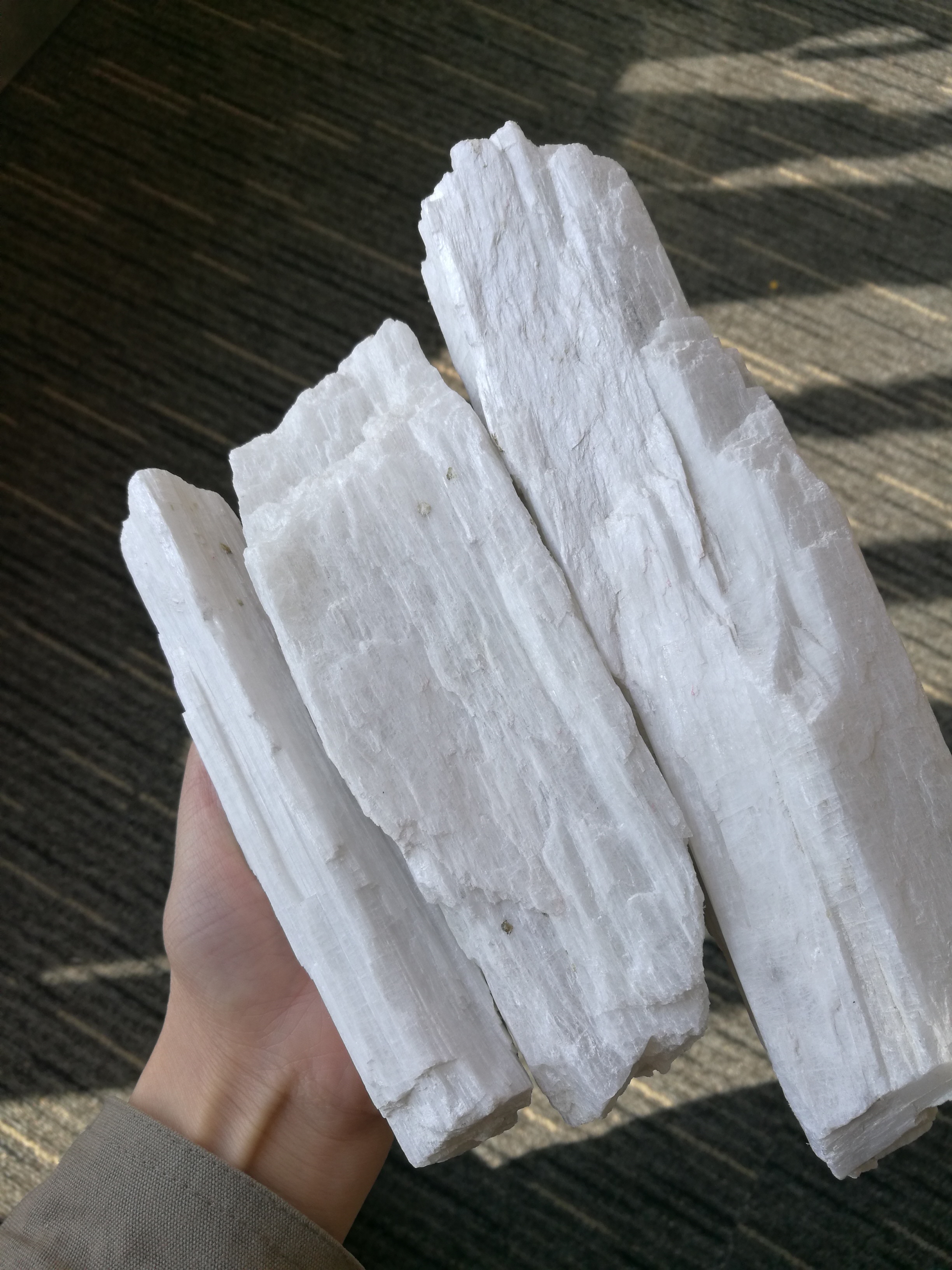 硅灰石纤维性能及主要用途