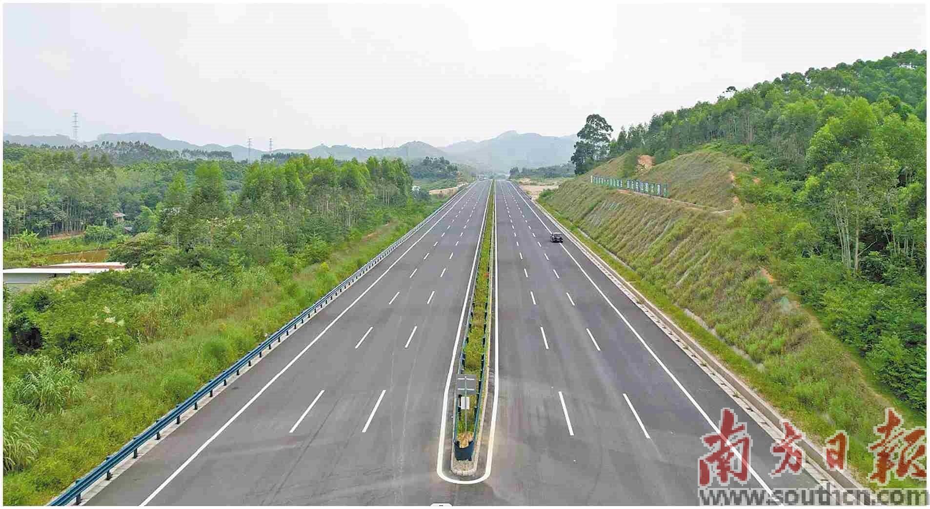 省道252线佛冈县城段全线贯通