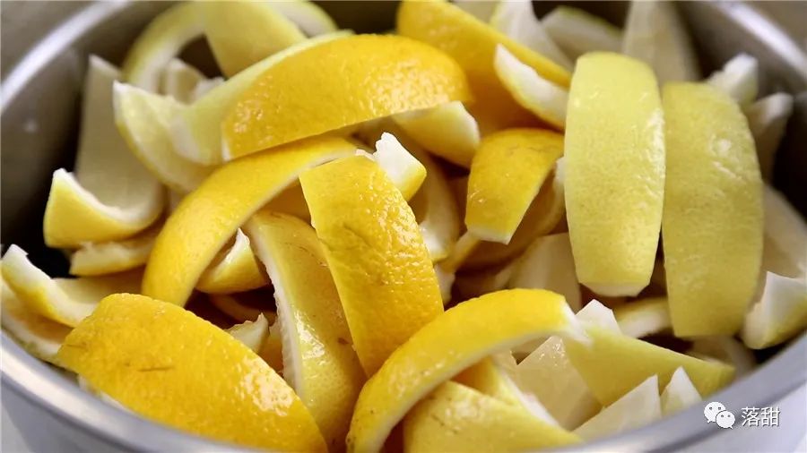 居家快手|糖渍柠檬皮(视频演示 & 配方)