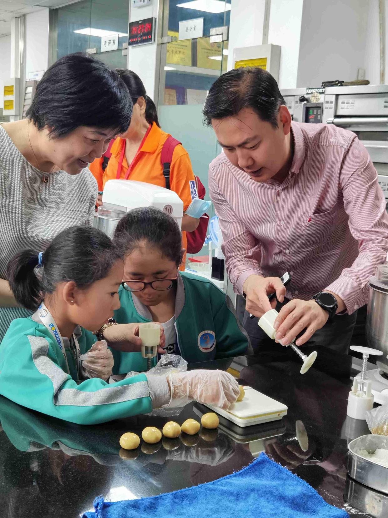 雪域礼赞⑨|邢波:在萨迦践行教育援藏初心