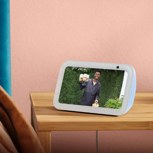 亚马逊推出新款echo智能音箱,计划为alexa语音助手注入生成式ai