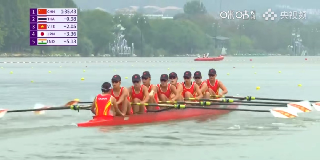 上海运动员分获女子四人双桨,赛艇女子八人单桨有舵手决赛金牌!