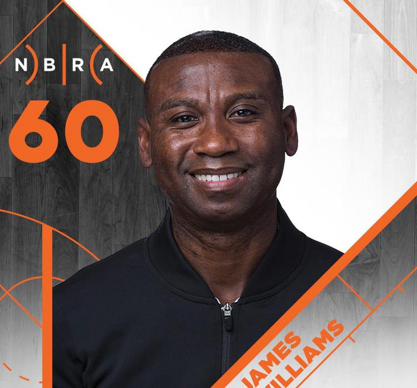 勇士vs湖人g5的裁判名单如下: 扎克·扎巴(主裁判) 詹姆斯·威廉姆斯