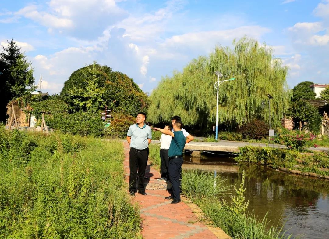 廖晓波:要保质保量完成少数民族发展资金项目建设工作