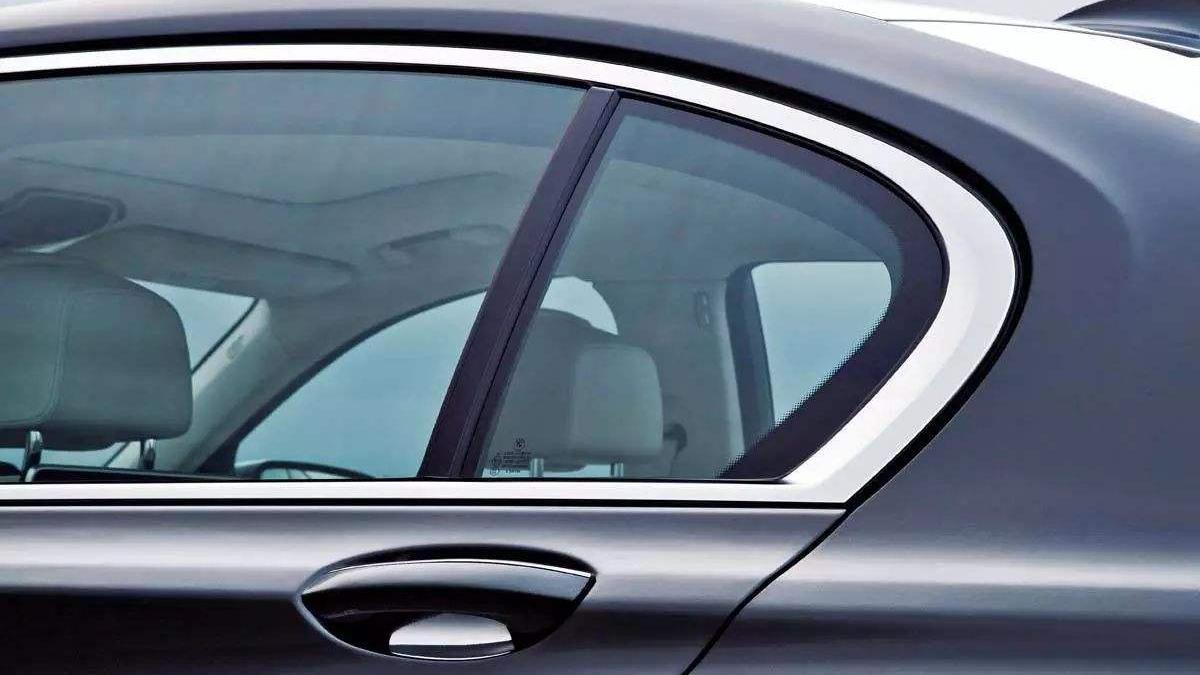 女生说车窗放一半到底暗示什么？