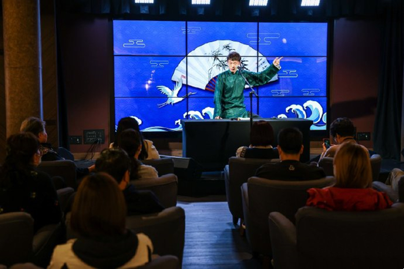 德云社"鹤"字科房鹤迪晒照,到轮船上说相声,粉丝直呼厉害