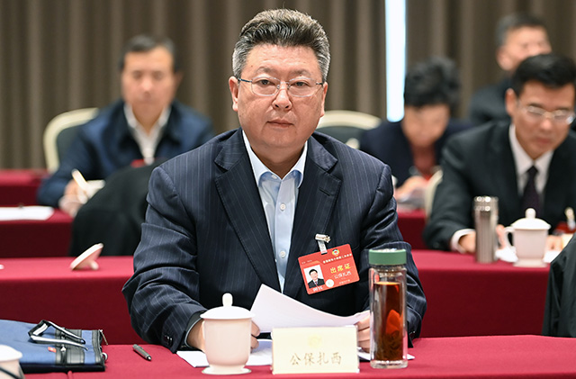 公保扎西委员:为青海生态文明建设贡献政协智慧