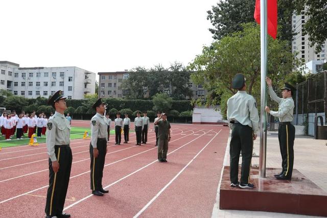 邯郸市建安中学举行2022年秋季第一次升旗仪式