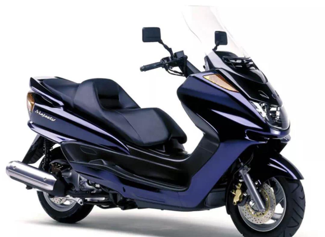 探秘古董摩托:回顾雅马哈马杰斯特摩托车辉煌岁月