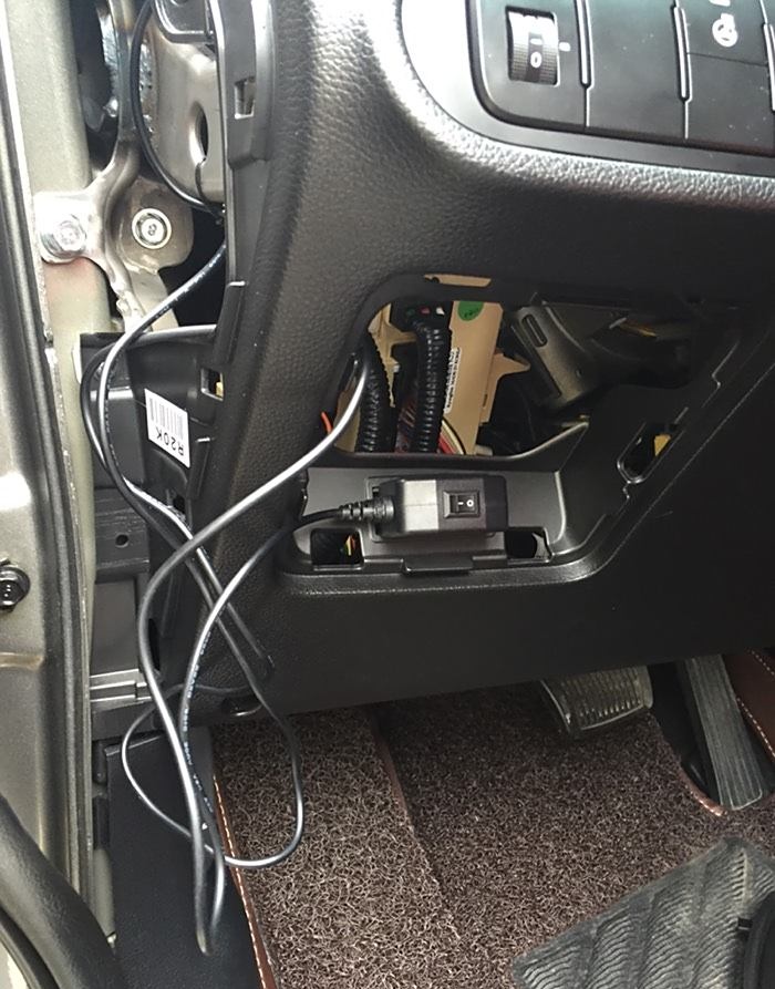 轿车obd接口在哪?