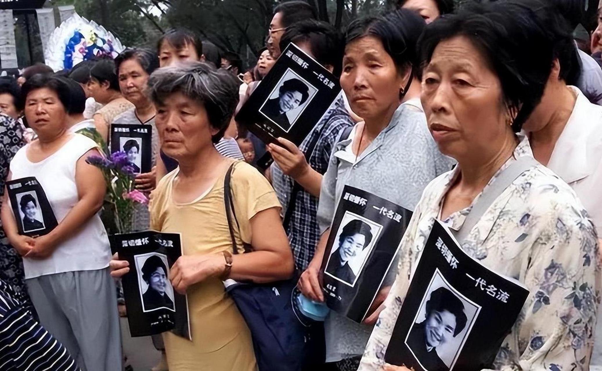 在春晚上,一句"宫廷玉液酒,一百八一杯"的台词,让不少观众兴奋不已