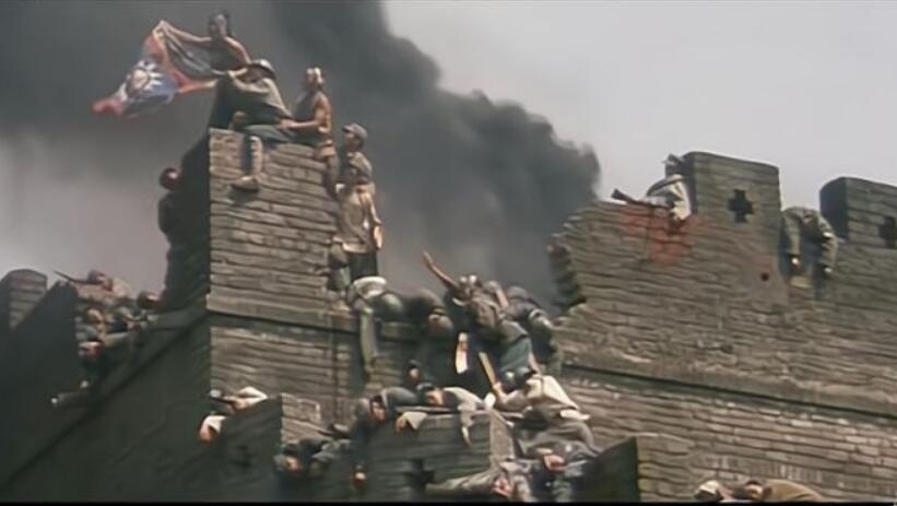 《血战台儿庄》为何被誉为抗日电影天花板,为何难以超越