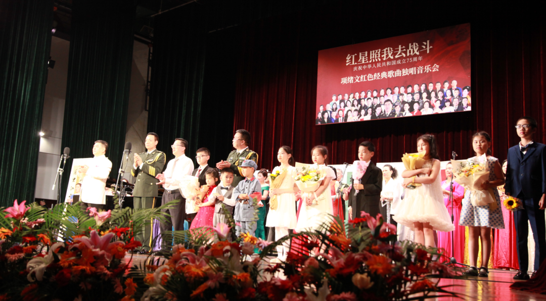 文艺·江南|军旅歌唱家项绪文独唱音乐会唱响人民大会堂