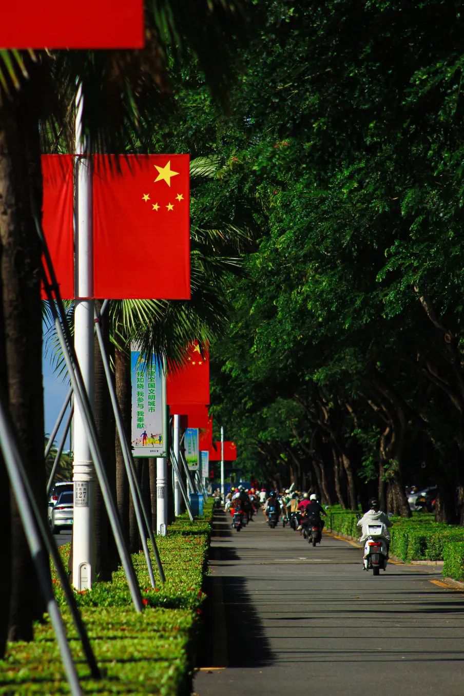 中国红!三亚街头最亮丽的色彩