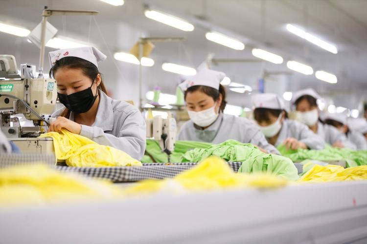 服装厂招聘信息02招电动缝纫工8000-10000元/月