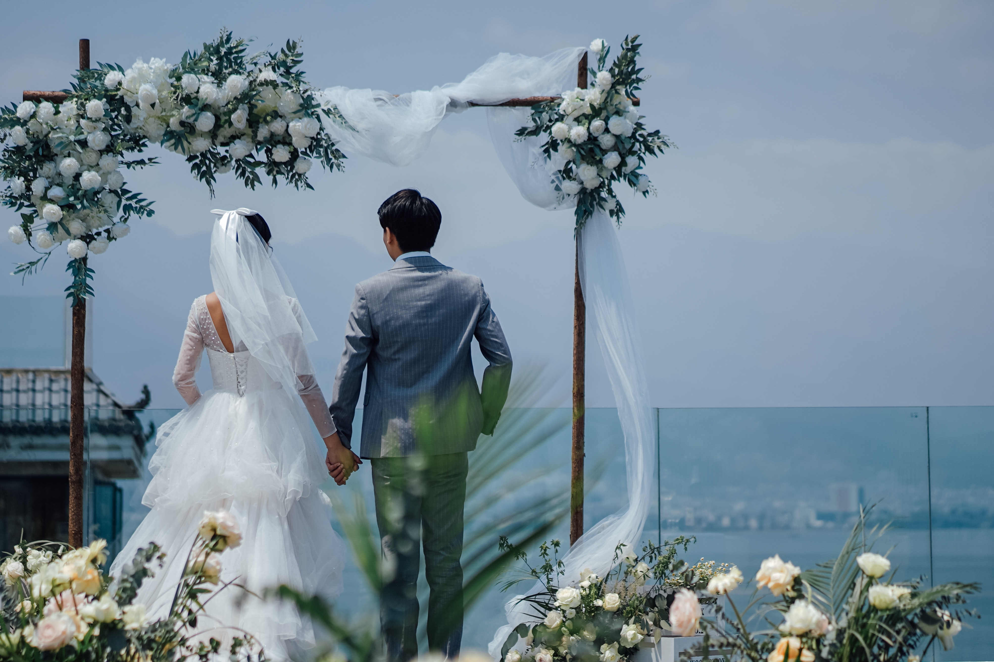 大理目的地婚礼性价比之选来啦!大理云之瞰海水台婚礼就在这里!