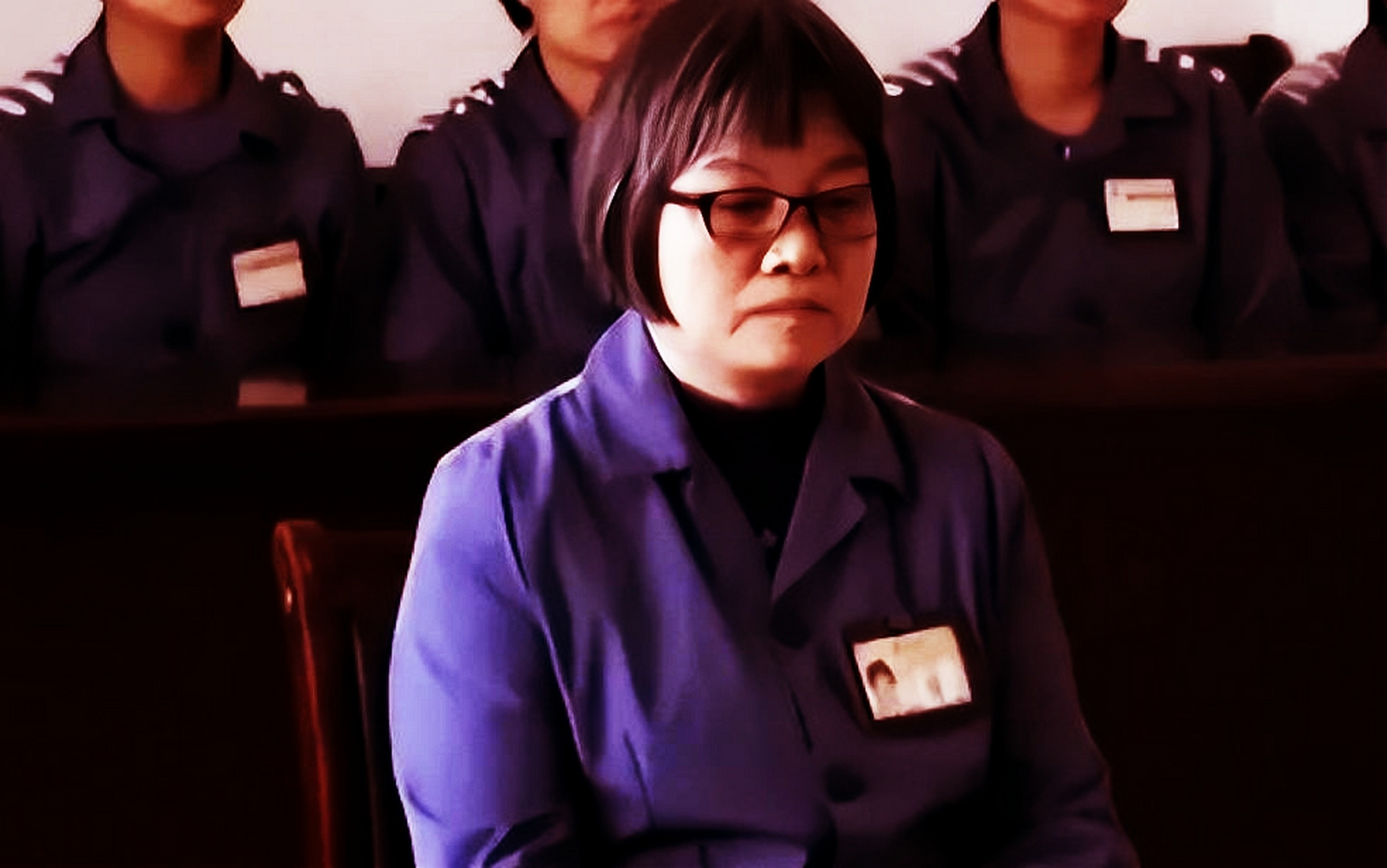 南京华信女贪官潘玉梅,26公斤现金和180小鲜肉铺床.曾任南京市栖霞区