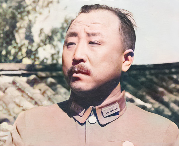 朱韵珩:从孤儿到校长,28岁为了爱情,甘心做这个将军背后的女人