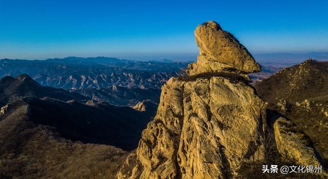 医巫闾山辽陵位于辽宁省北镇市医巫闾山,是辽代帝陵—显陵和乾陵的