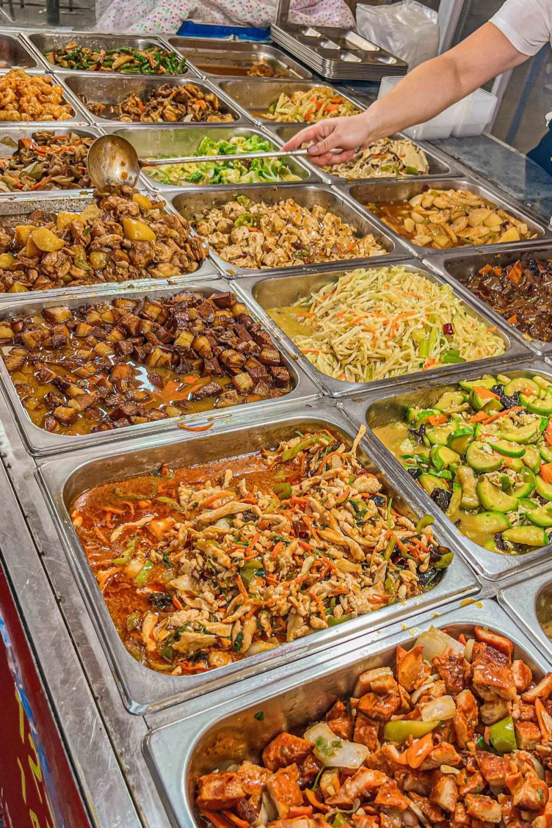 东北菜的尽头,为什么是哈尔滨盒饭?