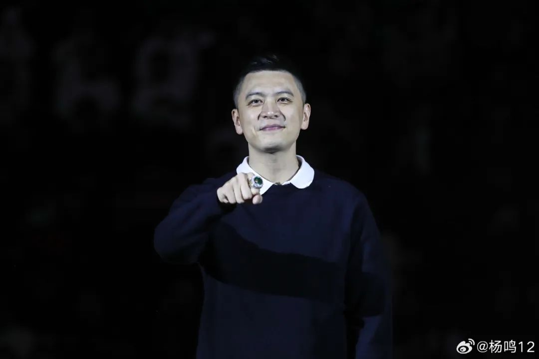 中新人物|杨鸣:再好的编剧也写不出我的剧本