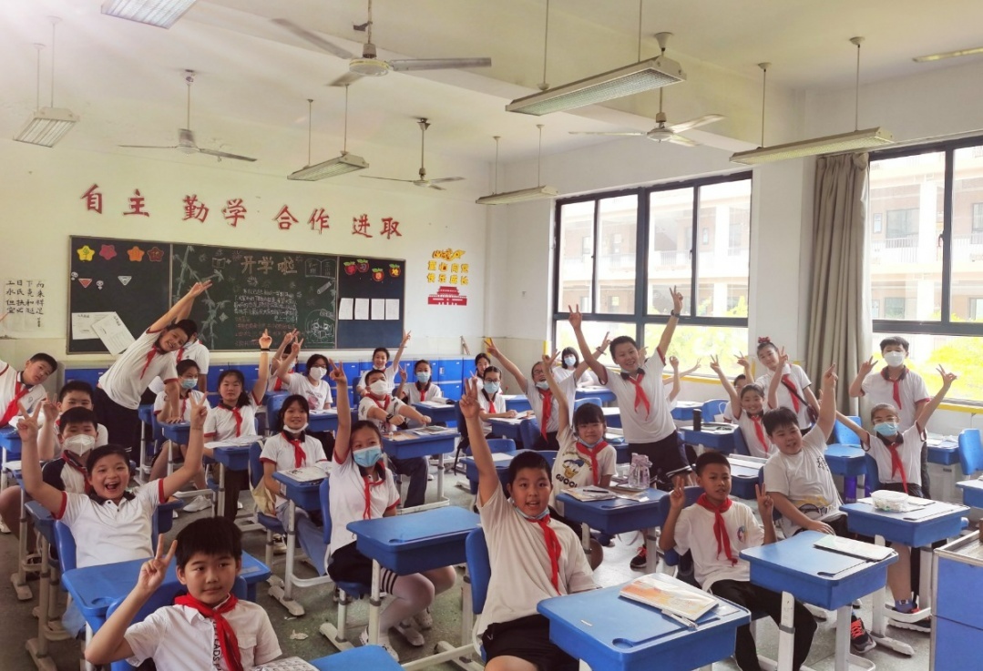 不可能的好吧"上海市博文学校五(1)班的孩子,高老师给你们写了一封信