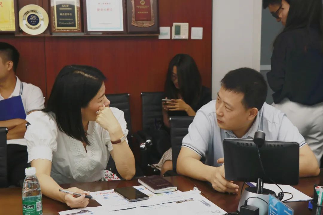 思贝克,联易融"拍拍"你 供金风控与金融科技新理念已到货,请查收!