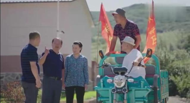 农村爱情:为什么刘灿能当象牙山村主任,送那么多鸡的谢广坤却没有