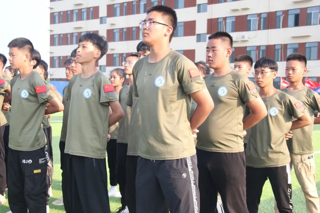 立君子之志,扬翰文之帆—山师翰文中学2020级新生军训会操表演暨总结