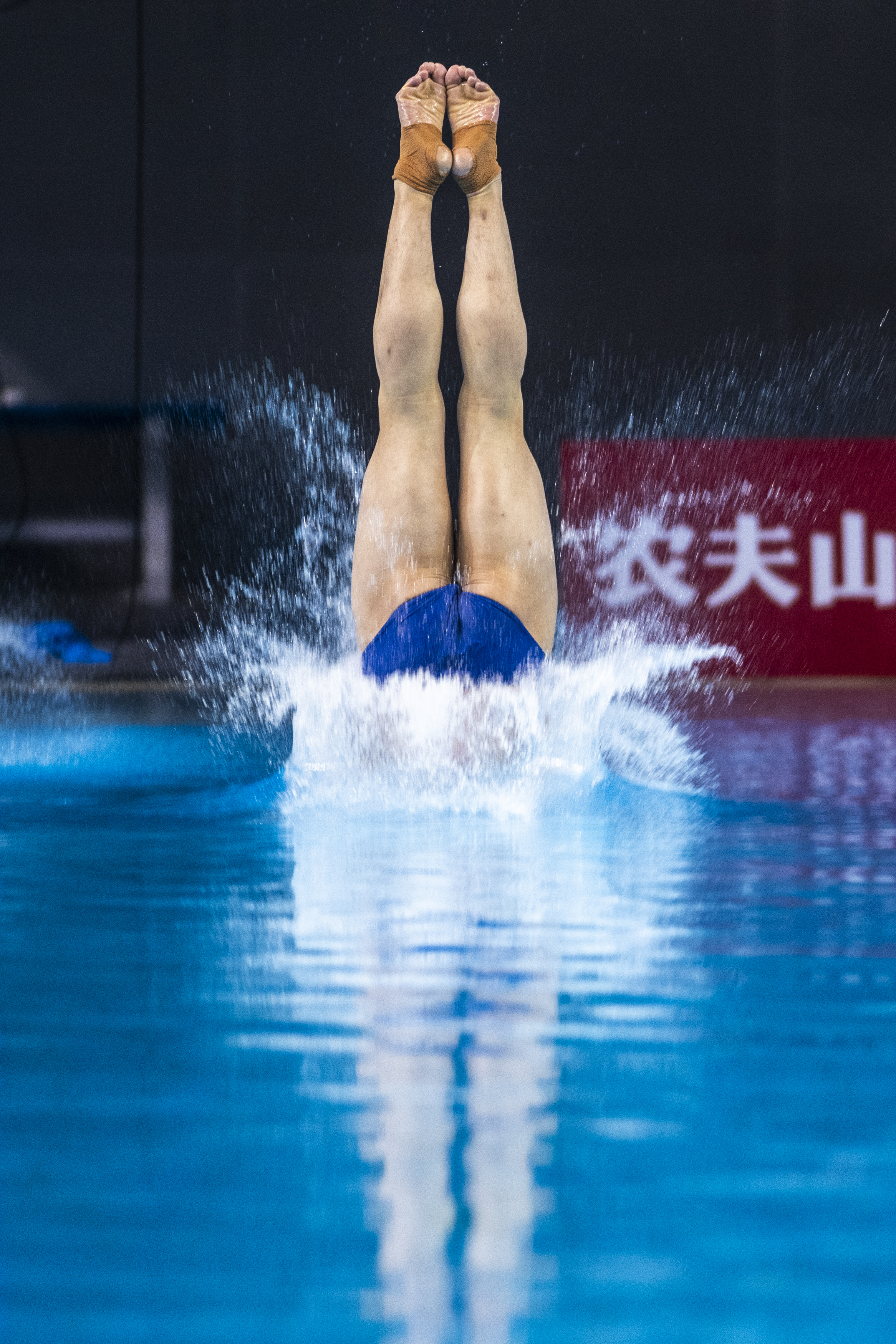 —全国冠军赛:男子10米台决赛赛况