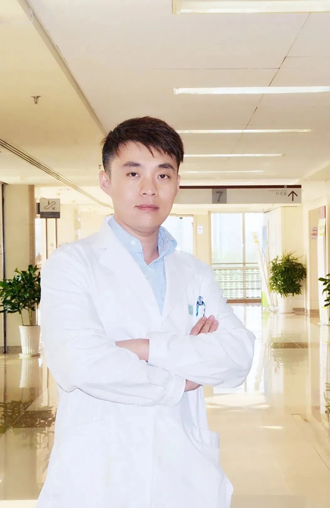 今天,与北京朝阳医院眼科主任陶勇相约直播间